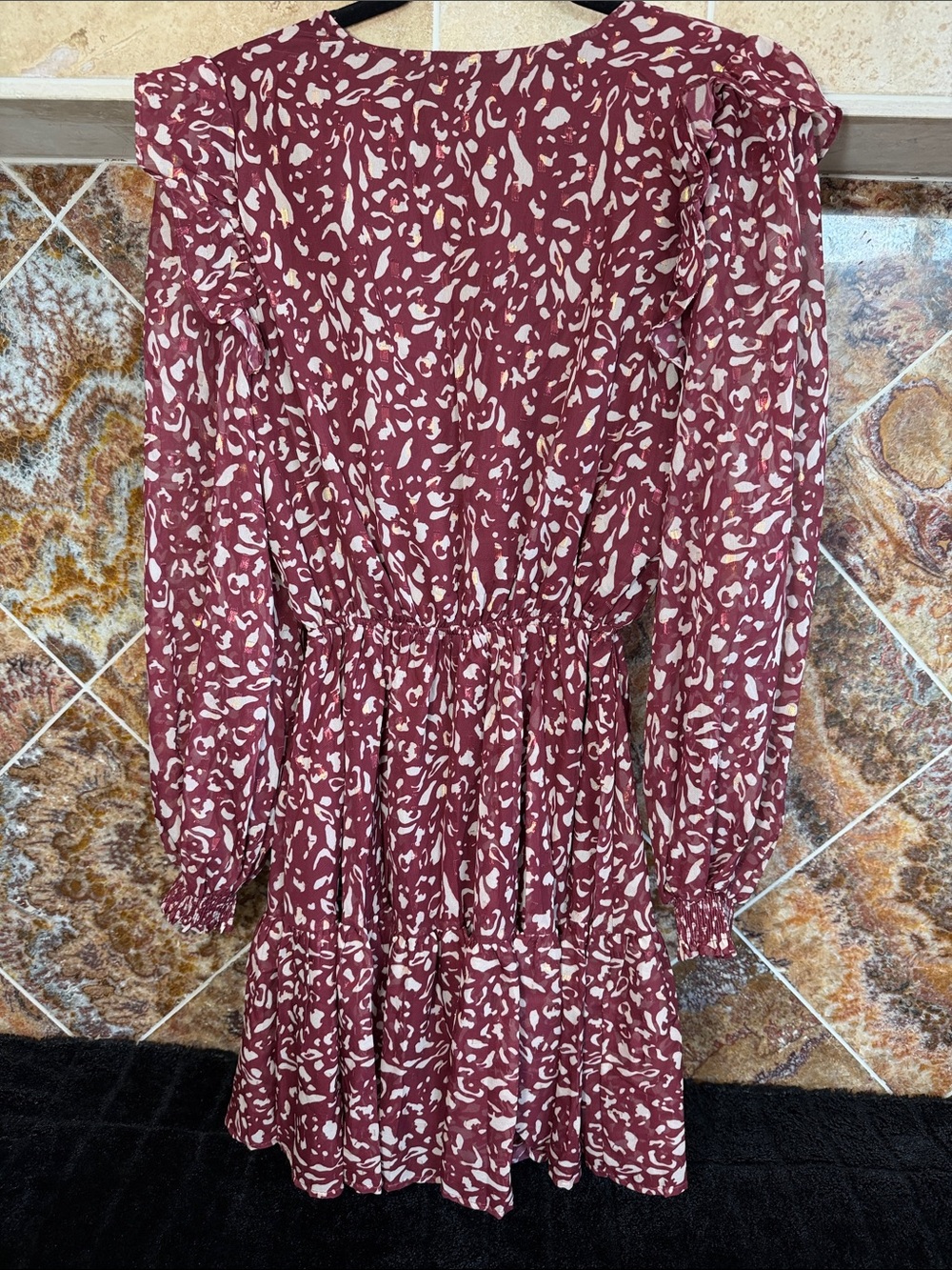 Flying Tomato Burgundy Abstract Animal Print Ruffle Wrap Dress NWOT Size S - Picture 3 of 10